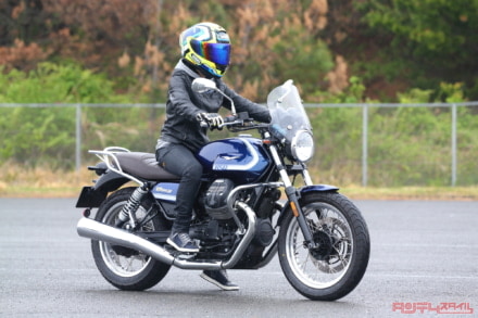 155cm小柄ライダーの足つき＆プチインプレ“MOTO GUZZI V7 Special”