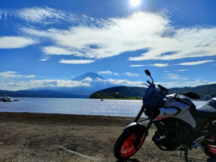 富士山と雲と太陽