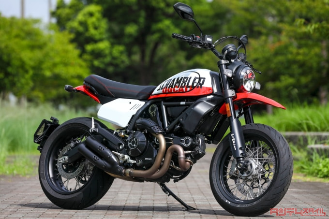 DUCATI SCRAMBLER URBAN MOTARD