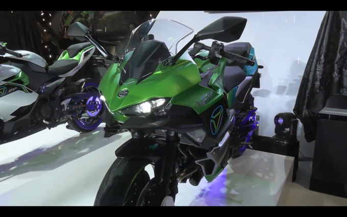 カワサキ EICMA2022プレスカンファレンス