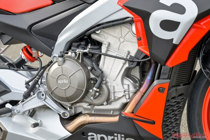 APRILIA TUONO660（2022年モデル）エンジン