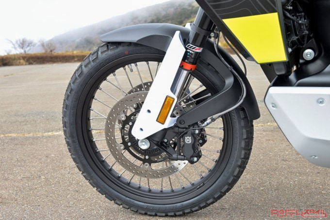 HUSQVARNA MOTORCYCLES NORDEN901（2022年モデル）フロント足まわり