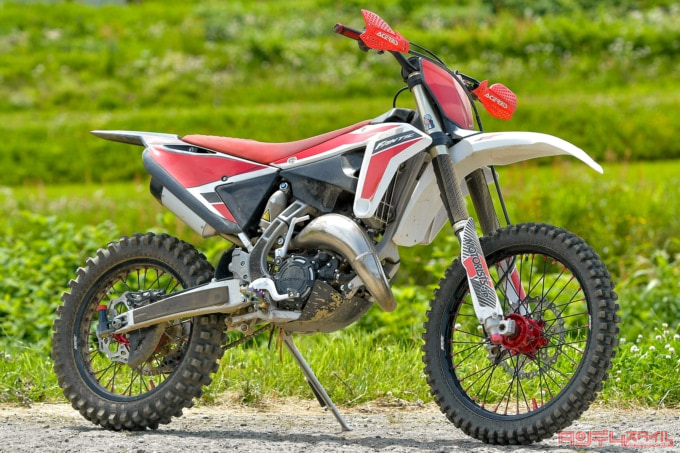 FANTIC XX125（2022年モデル）