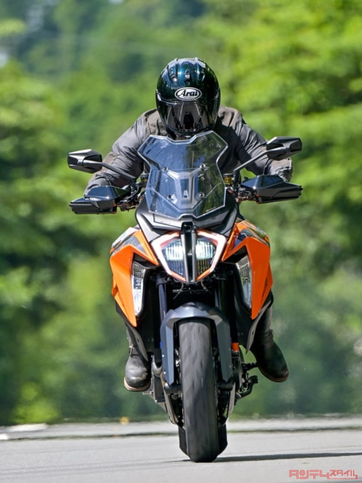 KTM 1290 SUPER DUKE GT（2022年モデル）