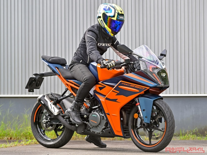 KTM RC390（2022年モデル）