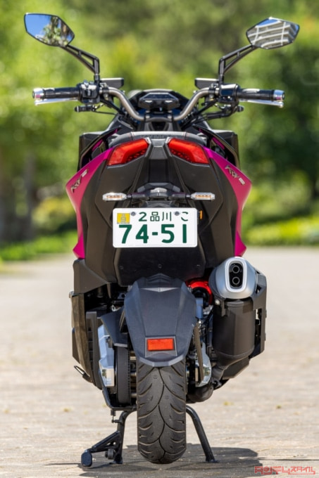 KYMCO KRV180TCS（2022年モデル）リヤビュー