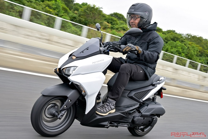 YAMAHA X FORCE（2022年モデル）走行