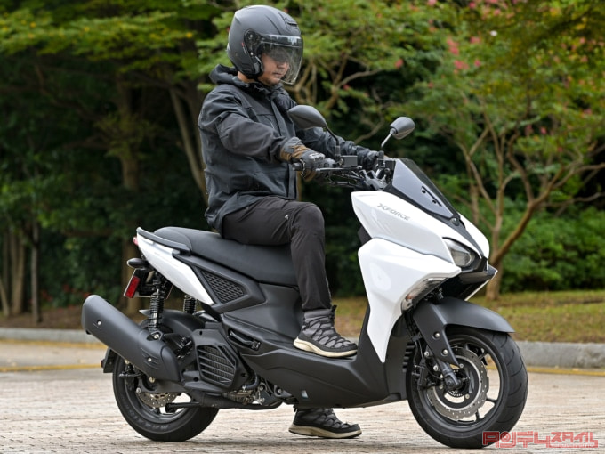 YAMAHA X FORCE（2022年モデル）乗車姿勢