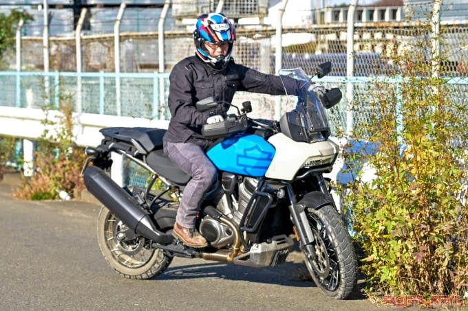 HARLEY-DAVIDSON PAN AMERICA 1250 SPECIAL（2022年モデル）Uターン