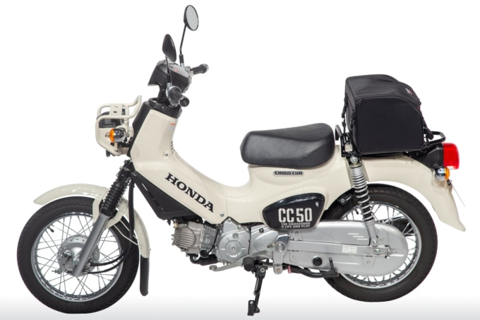 GOLDWIN MOTORCYCLE（ゴールドウインモーターサイクル）スタンダードシートバッグ20 GSM27903を装着したホンダ・クロスカブ50