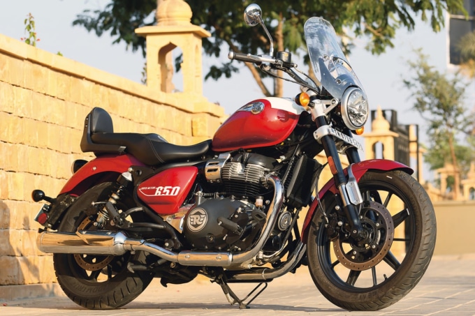 ROYAL ENFIELD SUPER METEOR650 TOURER（2023年モデル）7:3ビュー