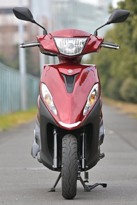 YAMAHA JOG125（2023年モデル）フロントビュー