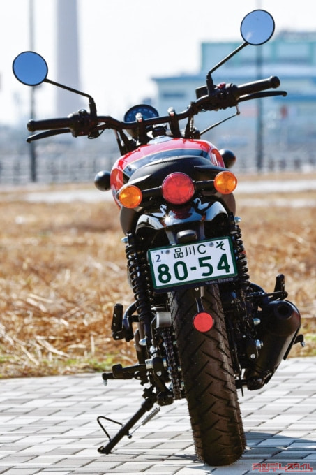 ROYAL ENFIELD HUNTER350（2023年モデル）リヤビュー