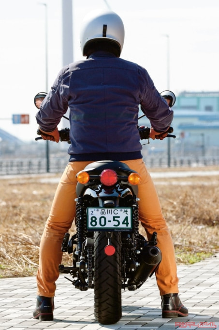 ROYAL ENFIELD HUNTER350（2023年モデル）足つき