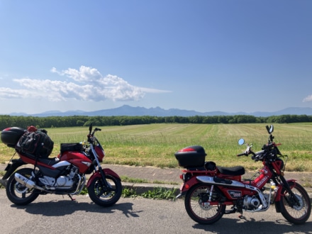 遠くに知床連山