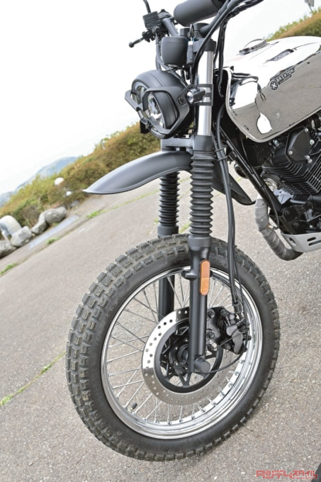 BRIXTON FELSBERG 125XC フロント足まわり