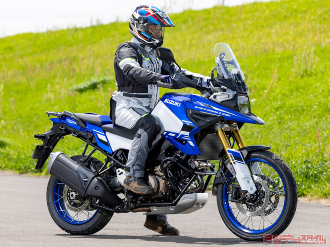 SUZUKI V-STROM1050DE（2023年モデル）乗車姿勢