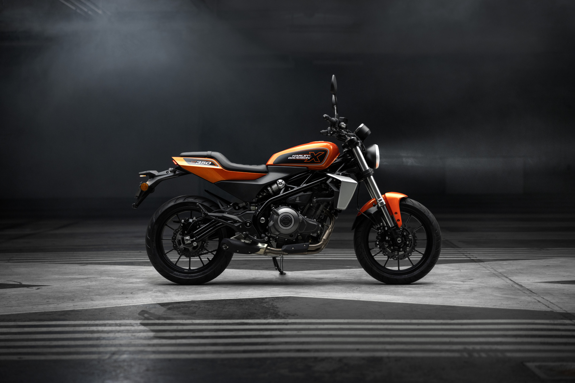 HDX350-Beauty-1.jpg