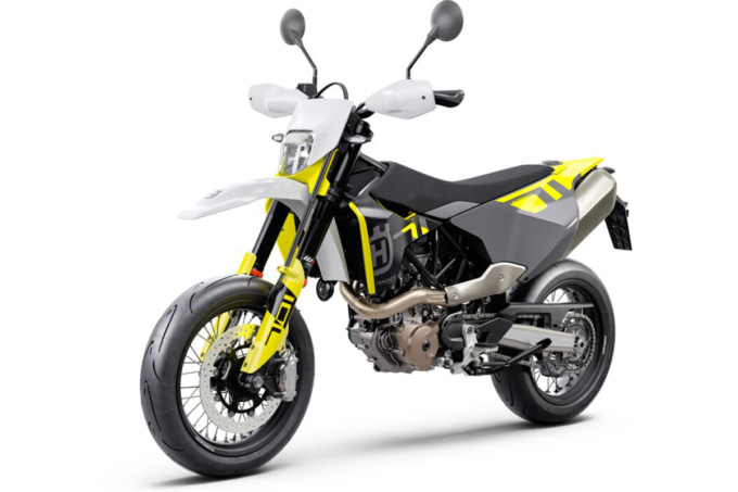 2401_701SUPERMOTO_01