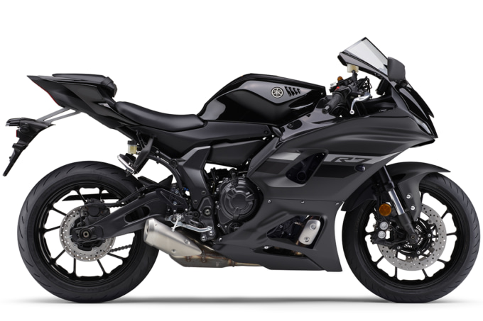 2401_YZF-R7_03