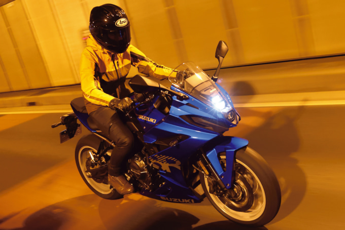 LSB2024_SUZUKI GSX-8R_B