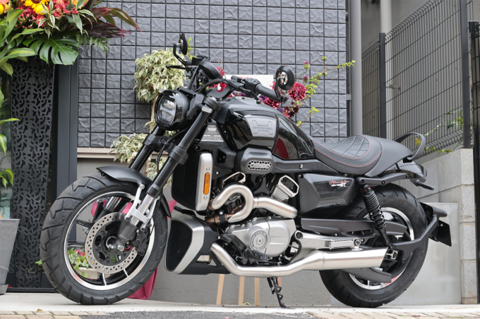 2505新車GV125X ROADMASTER_メイン