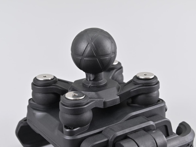 FSH-3のボールマウント接続部アップ