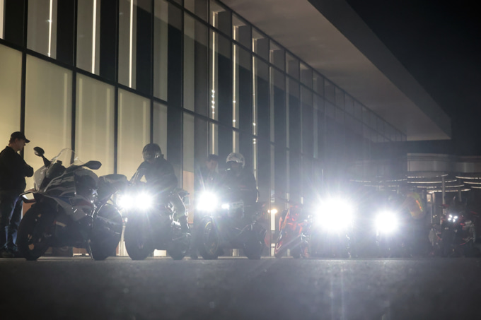 2507TSレポートBMW夜会_07