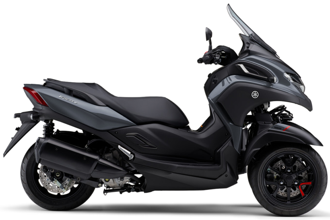 トリシティ300 2025 に新色追加｜パステルダークグレーサイドビュー