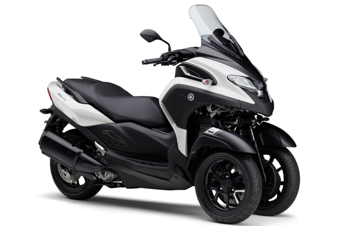 トリシティ300 2025 に新色追加｜ホワイトメタリック