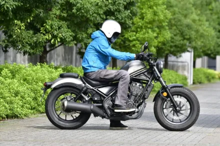 レブル500ってどんなバイク？ 燃費や足つき性、装備などを解説します！【ホンダバイク資料室／Honda Rebel 500（2020）】