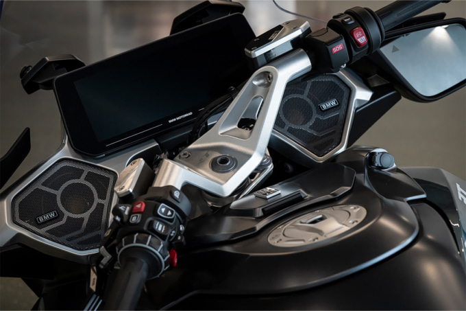 BMW R1300RT ハンドル周りアップ