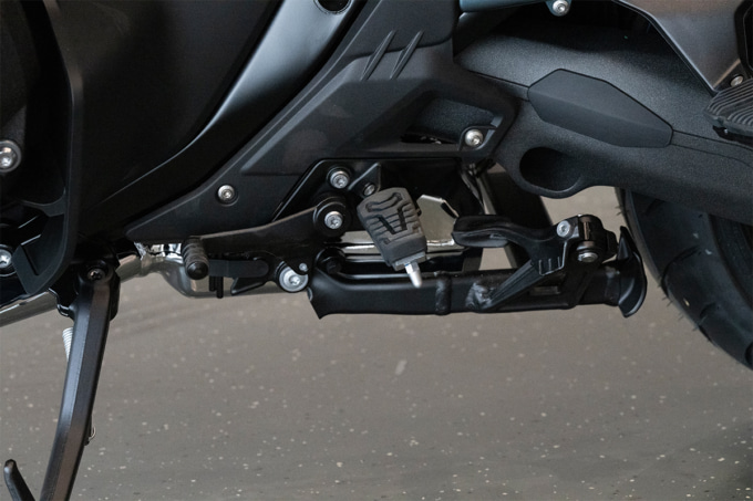 BMW R1300RT センタースタンドを標準装備