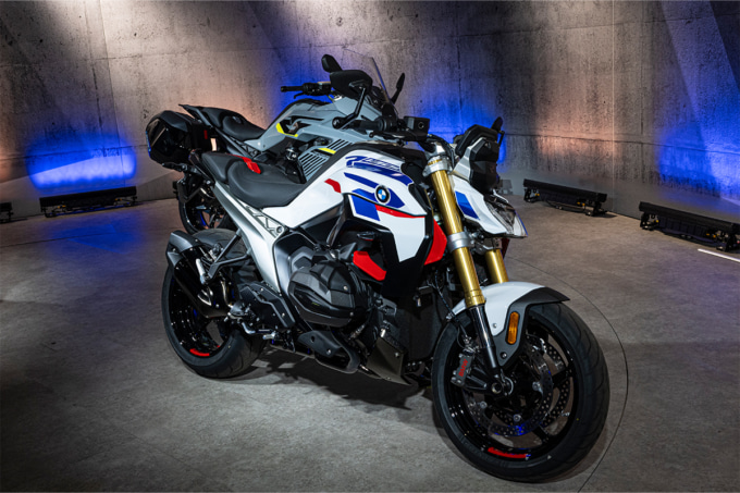 2508TS新車試乗記_R1300R_A