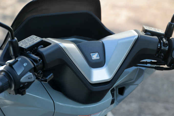 2509TS新車試乗記_PCX160_03