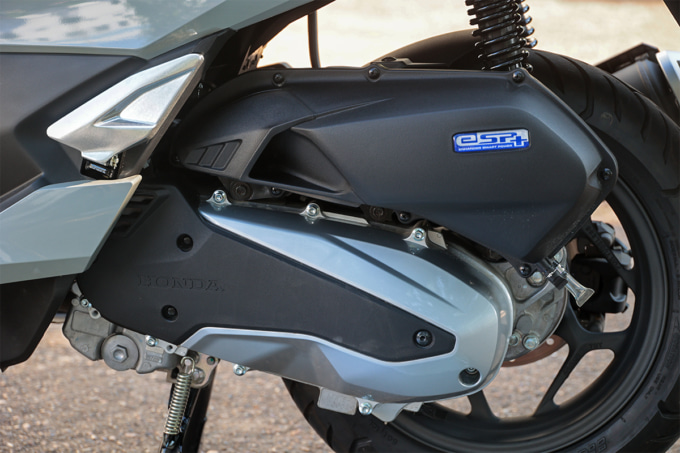 2509TS新車試乗記_PCX160_07