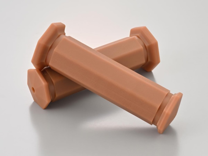 デイトナ バイクハンドルグリップGRIPPY GRIP GG-D-SEVEN（全長130㎜ / Φ22.2ハンドル用 / エンド非貫通）生ゴム色