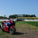 ドクターイエローとバイク