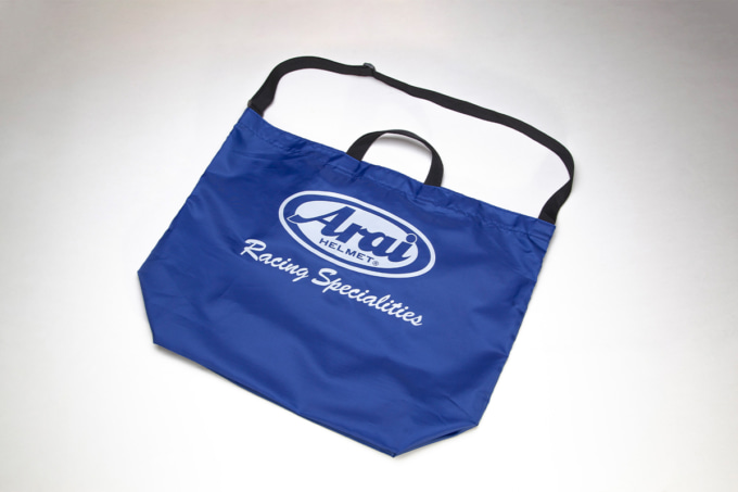 2509TS新製品_Arai HELMET BAG_01