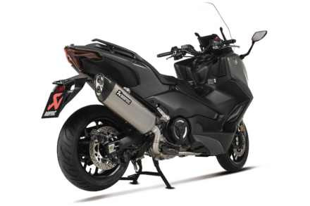 TMAX560（2025）に対応するアクラポビッチ・フルエキゾーストが登場