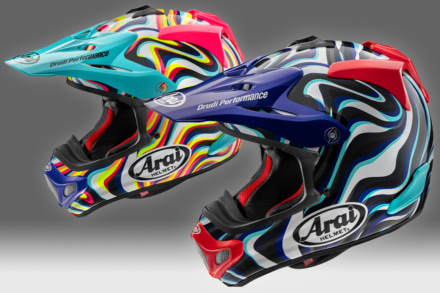 Araiの最新オフロードヘルメット『V-CROSS4ストリーム』登場｜ゴーグル対応・シールドレス構造の本格モデル