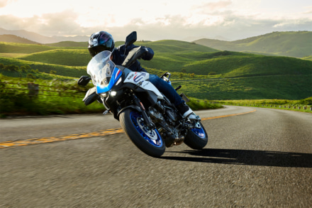 名機Vツインの新章開幕─SV650の系譜はSV-7GXへ