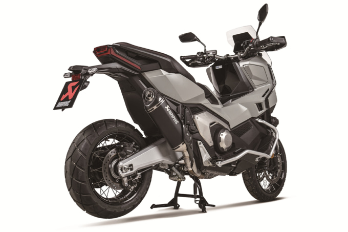 2511新製品_AKRAPOVIC_X-ADV