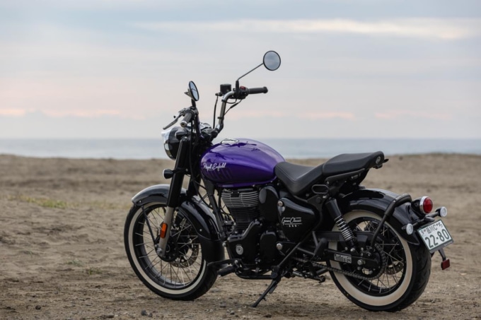 GOAN CLASSIC 350左後ろからのビュー