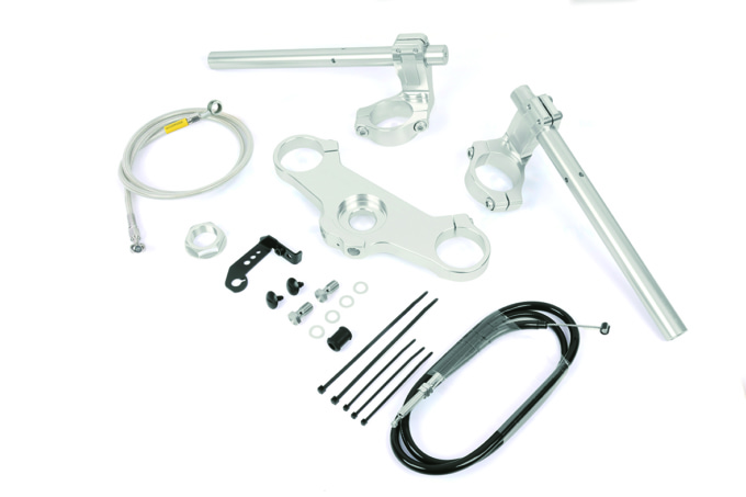 アクティブ製 XSR900用セパレートハンドル&トップブリッジキット