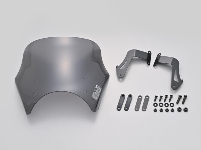 CB1000F用Blast Barrierのスクリーン本体と専用ステー、ボルト類のセット内容