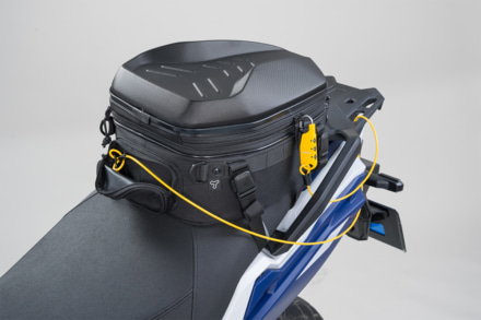 バイクのテールバッグ盗難対策に｜タナックス「ワイヤーロック コイルタイプ」でスマート防犯