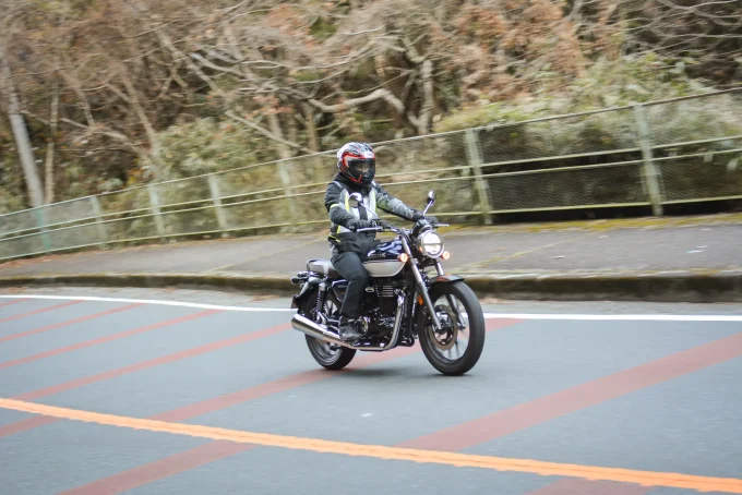 GB350はモトクロスの女王、川井麻央選手も絶賛「GBがいいヤツすぎて仲良くなりました」