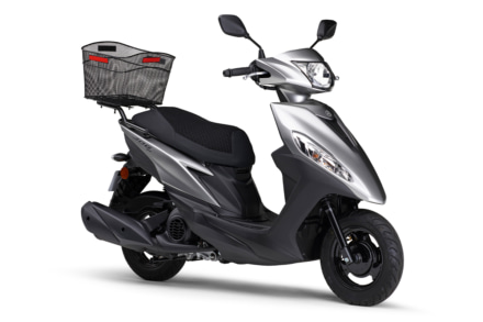 ヤマハ新基準原付『JOG ONE』をもっと快適に！｜ワイズギアのおすすめ純正アクセサリー4選