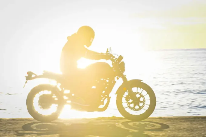 【質問】このバイクの車名ってわかる? Rebel 250(レブル250)じゃないよ!DAYTONA×Dope製のCL250向け『カスタム』です!【Hondaカスタム最前線 CL250 / CL500 前編】